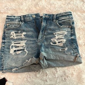 American eagle ripped jean shorts size 4